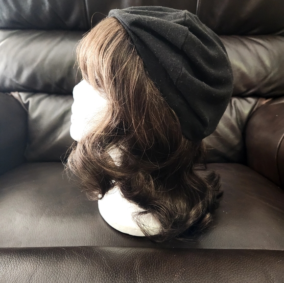Dark Brown Halo Wig w/hat - Picture 4 of 13